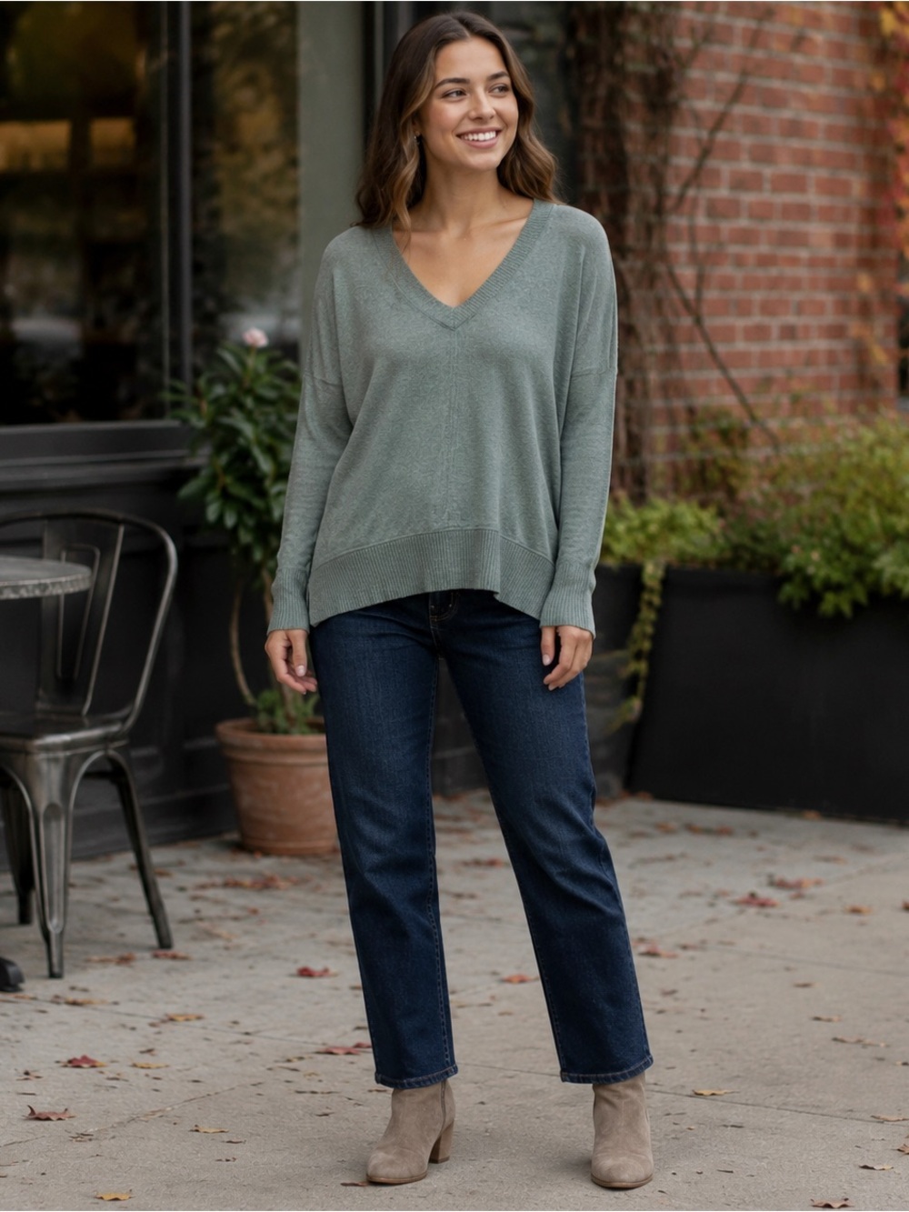 Buffalo David Bitton Women’s Sage Green V-Neck Relaxed Sweater Size M